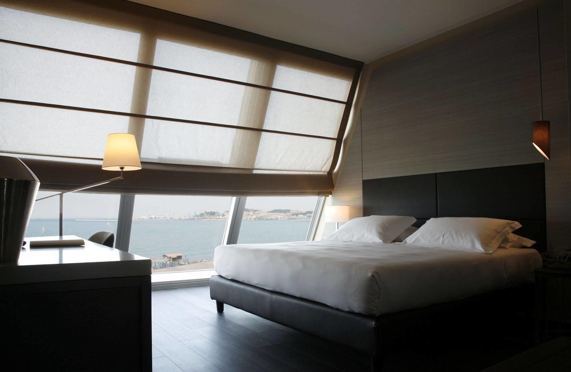 Ego Hotel Анкона Экстерьер фото